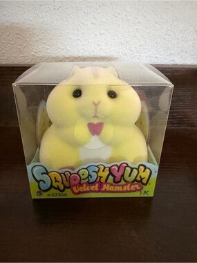 JA-RU Squeesh Yum Velvet Hamster Soft Foam Squeeze Toy in Yellow